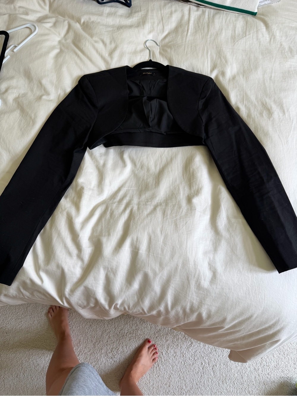 Black Women's Cropped Bolero Jacket - Elegant Evening Cover-Up